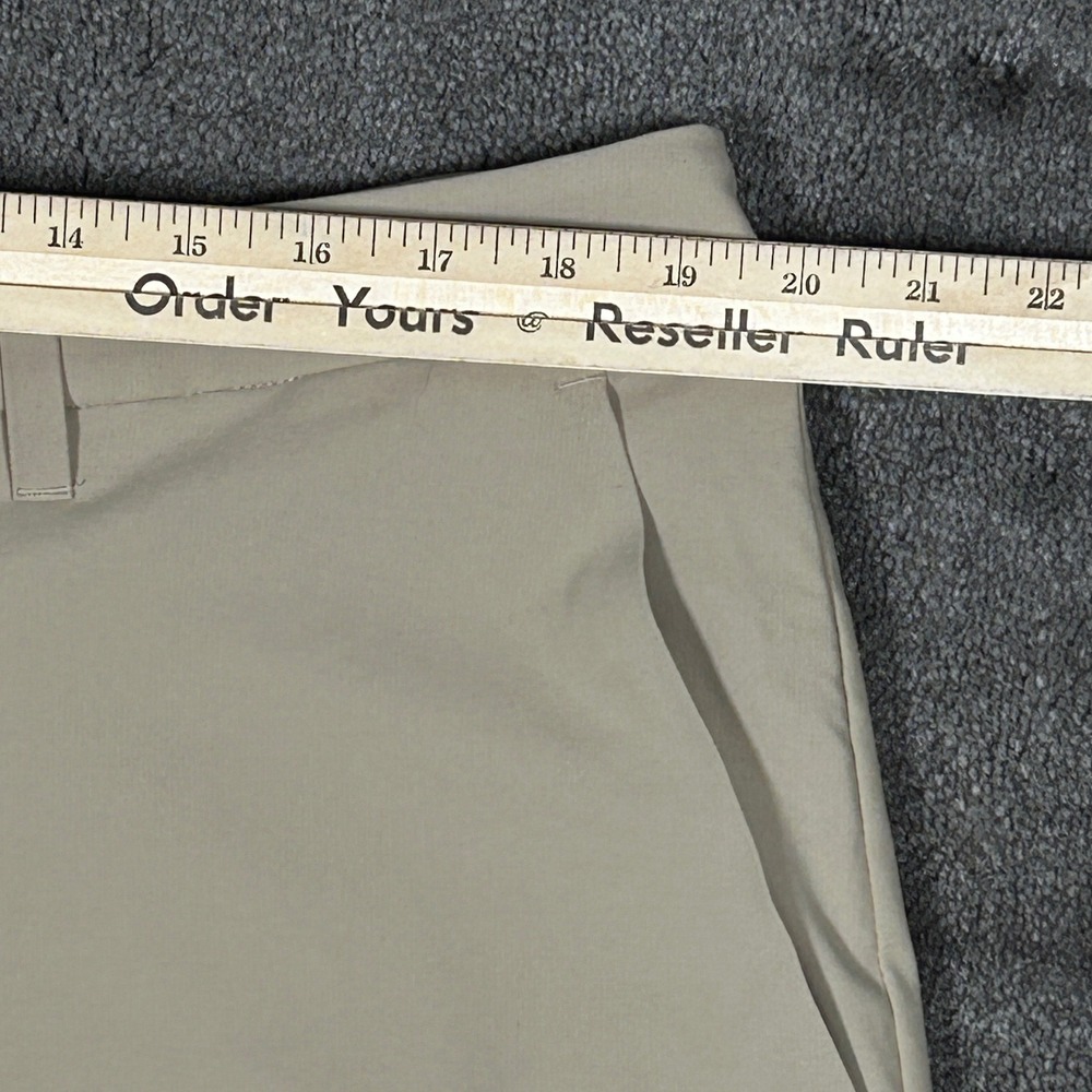 Lululemon Commission Golf Shorts Mens 40 Tan Solid Performance Stretch Khaki - Picture 8 of 11